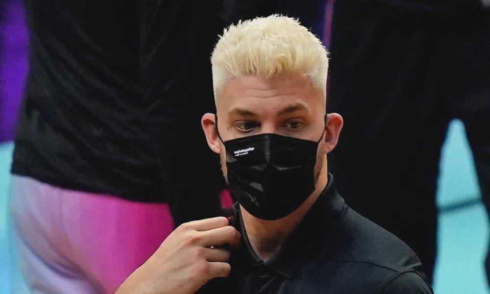 Jinnianhui- 本菲卡内部会议纪要流出——今夜调整名单；NBA季后赛使命明确；数据趋势出现新变化